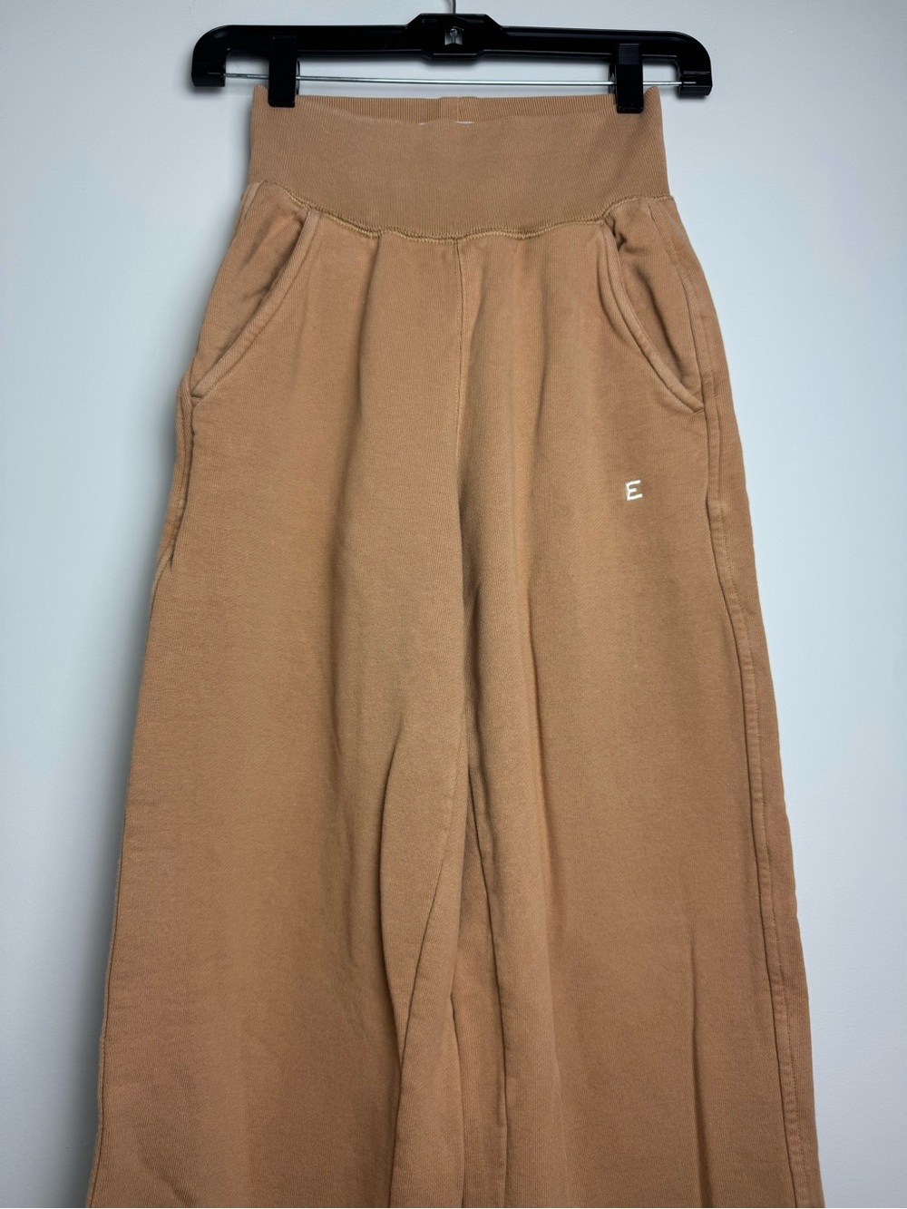 Everlane Cotton Cozy Wide-Leg Sweatpants in Camel
